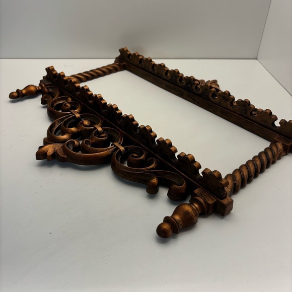 1970s ornate Dart Ind Coppercraft Guild resin spoon holder or jewelry display - Picture 10 of 10